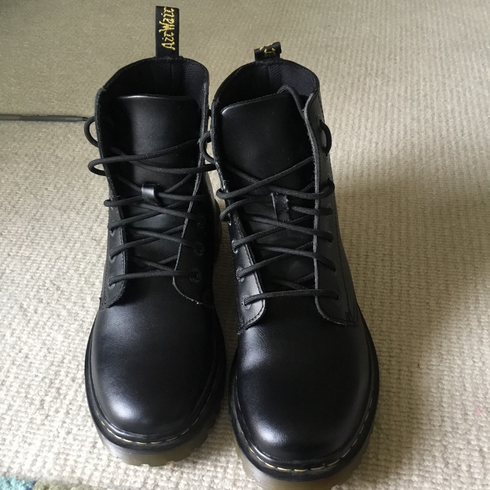 Dr. Martens Luana  Black Lace-Up Boots Womans size 9